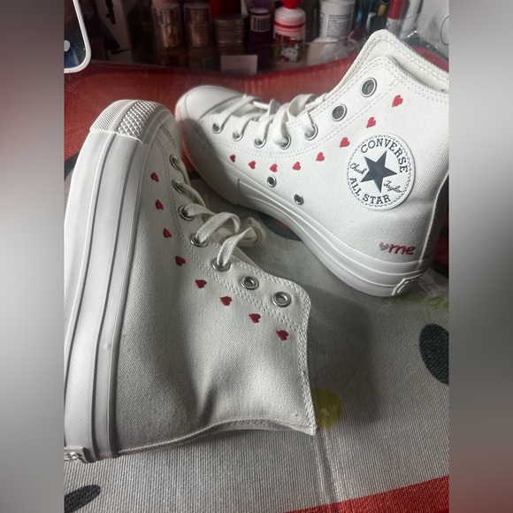 Converse - Picture 4 of 5